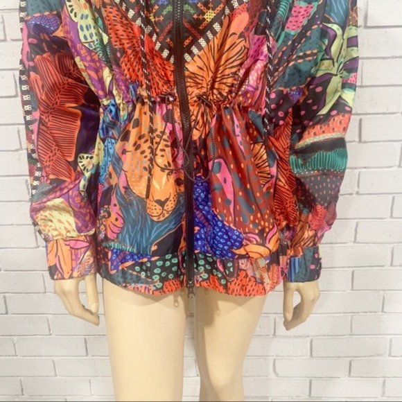 Farm Rio Women’s Black Cool Leopards Windbreaker - Picture 5 of 12